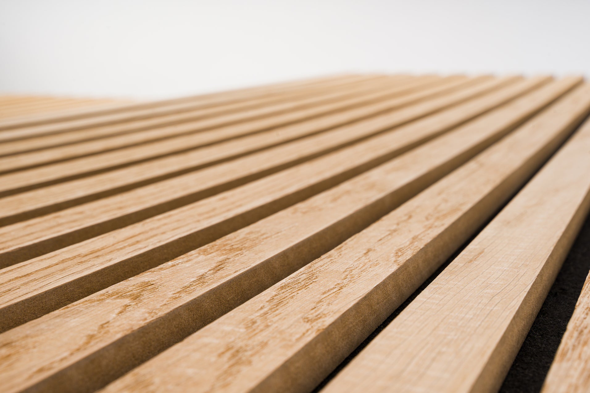 gibous パネル SlatFusor™ Bass Trap Panel | GIK Acoustics